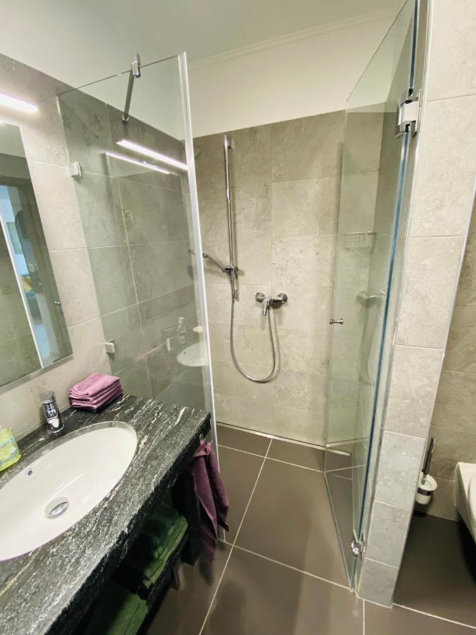 Lotusbluete Appartement In Heviz Mit Tiefgarage Und Panoramaterrasse ภายนอก รูปภาพ
